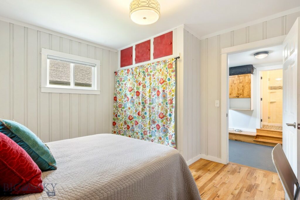 2 Harris Place, Livingston MT 59047