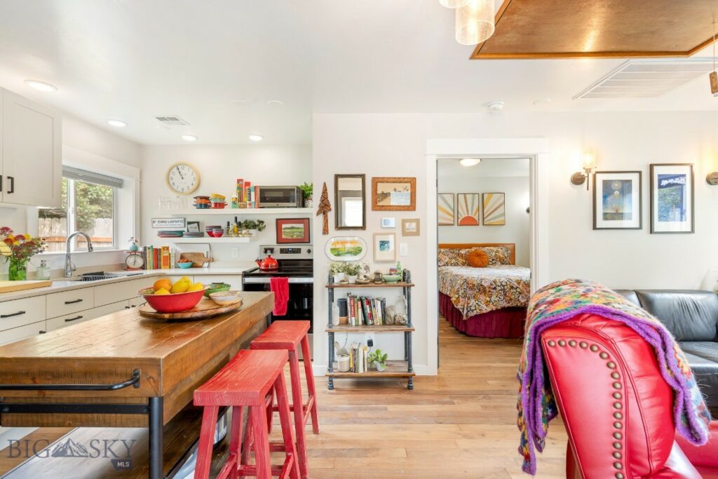 2 Harris Place, Livingston MT 59047