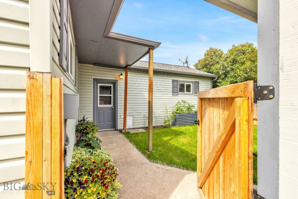 2 Harris Place, Livingston MT 59047