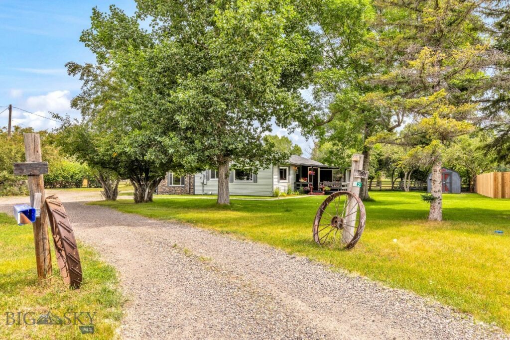 2 Harris Place, Livingston MT 59047