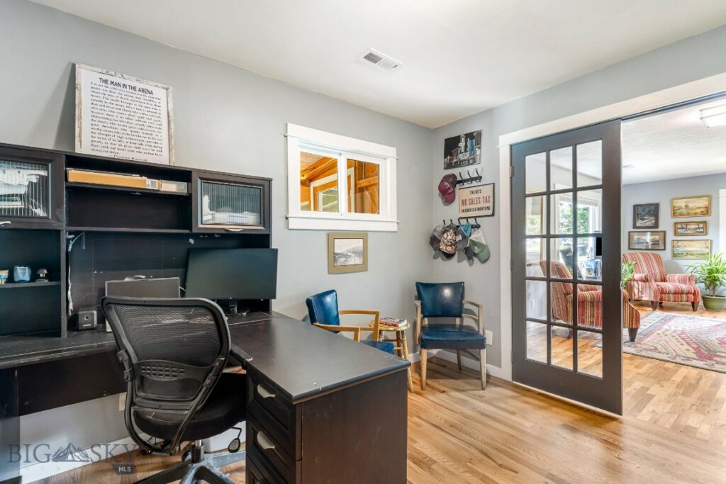 2 Harris Place, Livingston MT 59047