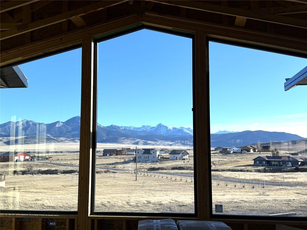 2 Kristin Way, Livingston MT 59047