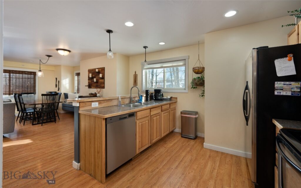 20 Talon Way, Bozeman MT 59718