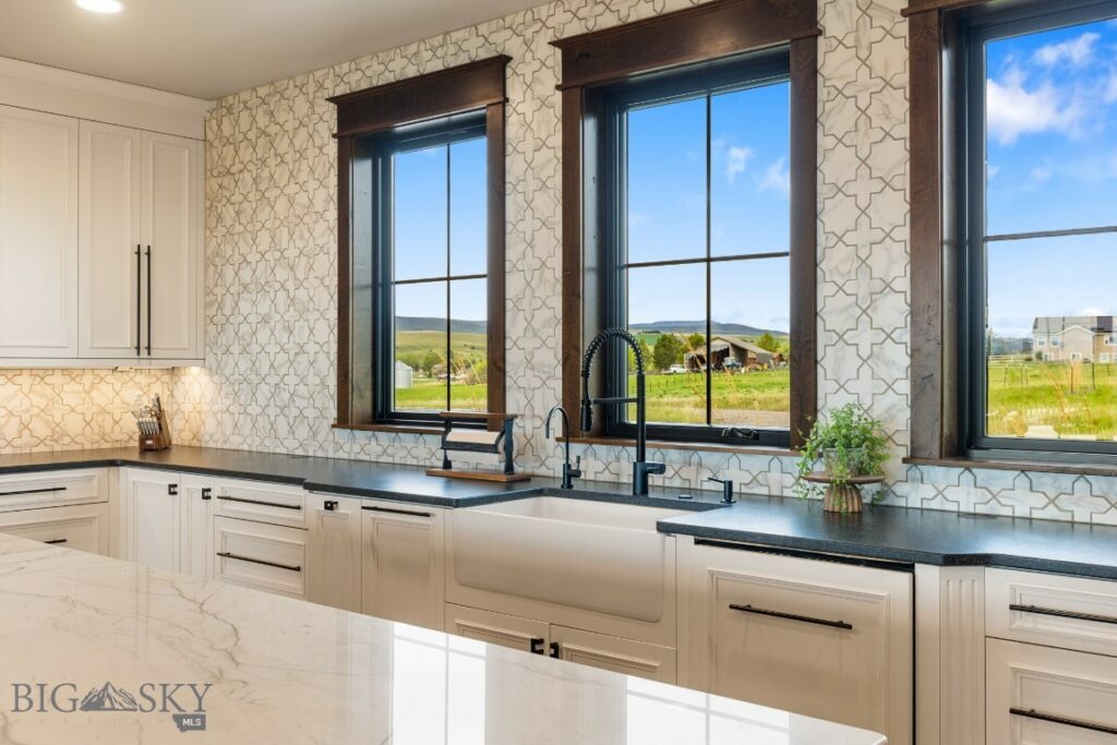 200 Miller Point Place, Belgrade MT 59714