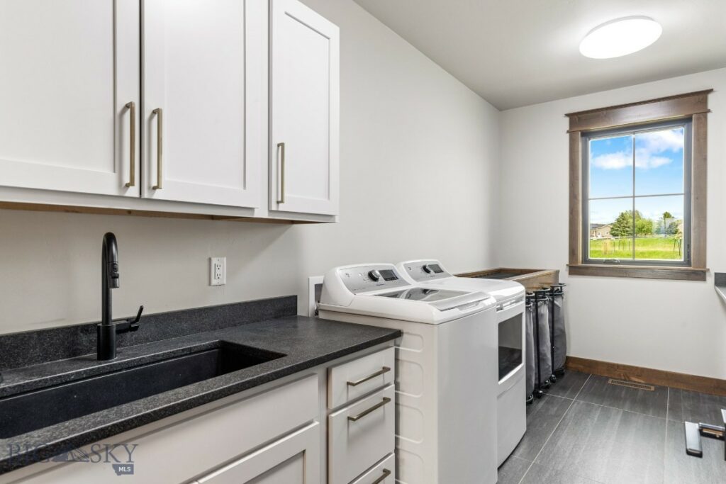 200 Miller Point Place, Belgrade MT 59714