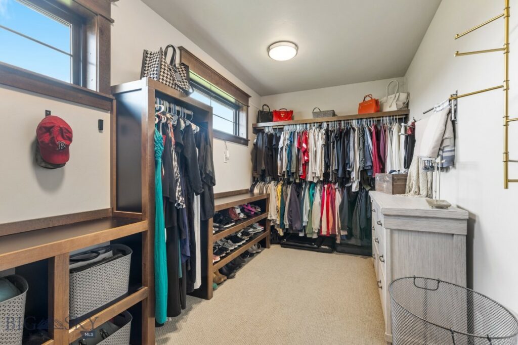 200 Miller Point Place, Belgrade MT 59714