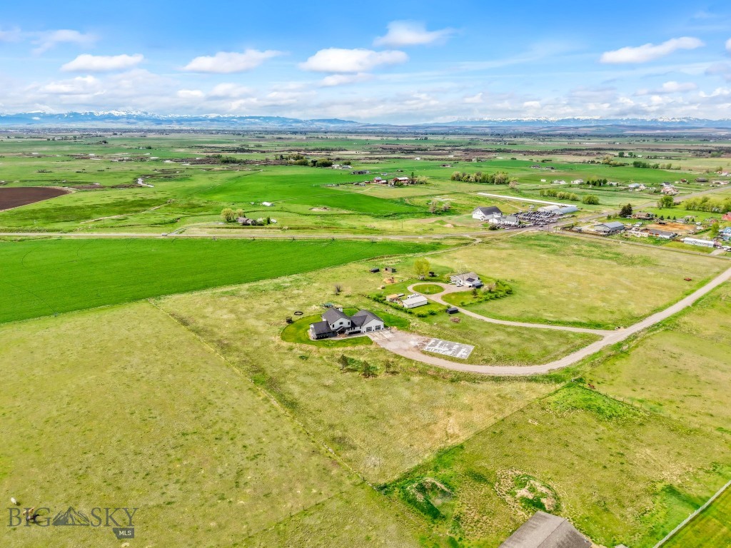 200 Miller Point Place, Belgrade MT 59714