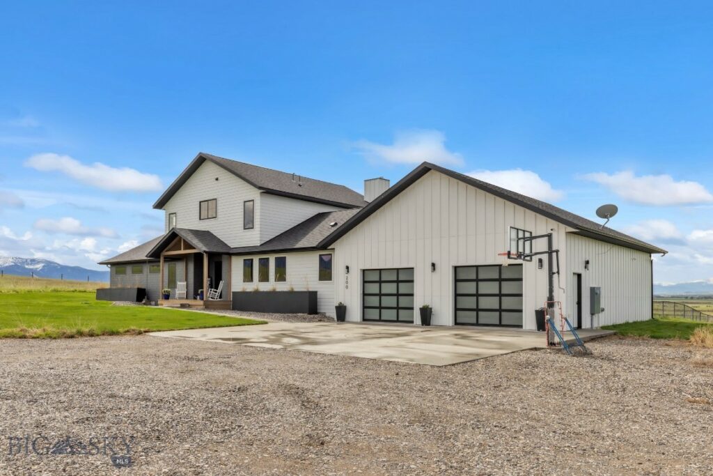 200 Miller Point Place, Belgrade MT 59714