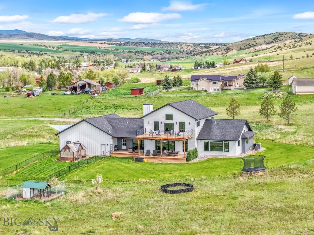 200 Miller Point Place, Belgrade MT 59714