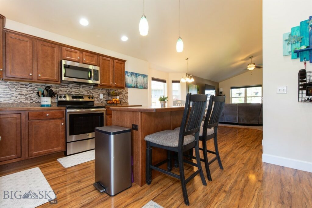 2008 Avocet Court, Belgrade MT 59714