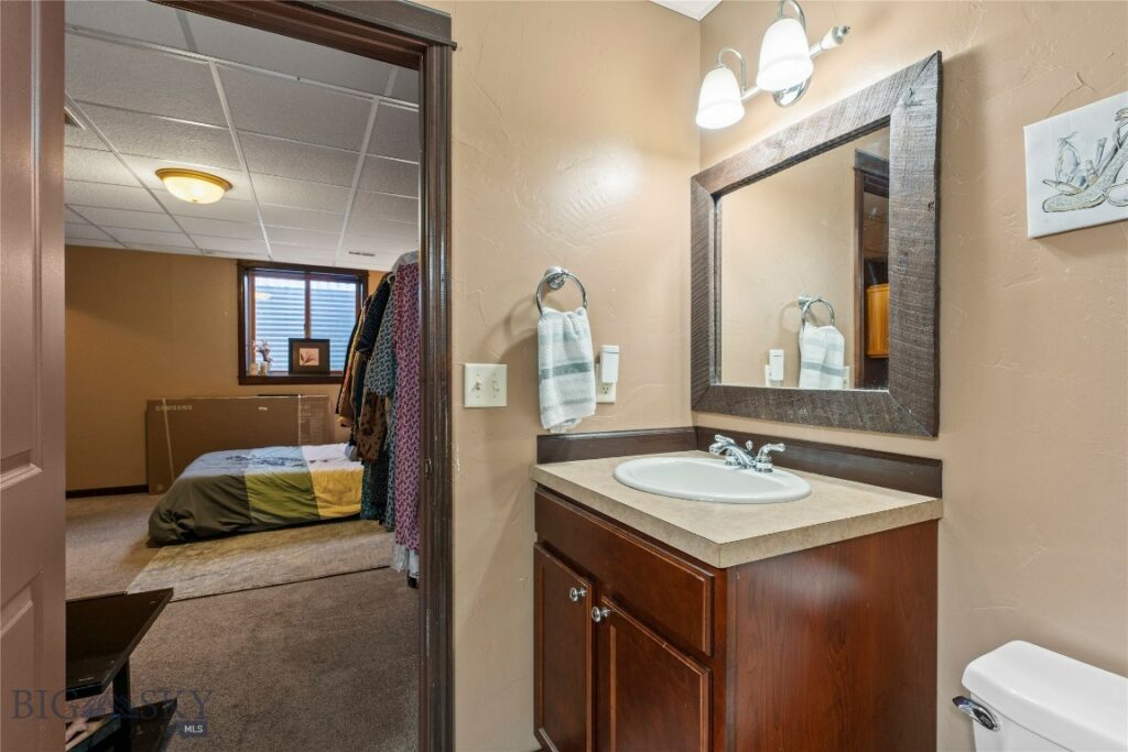 201 E Magnolia Drive, Belgrade MT 59714