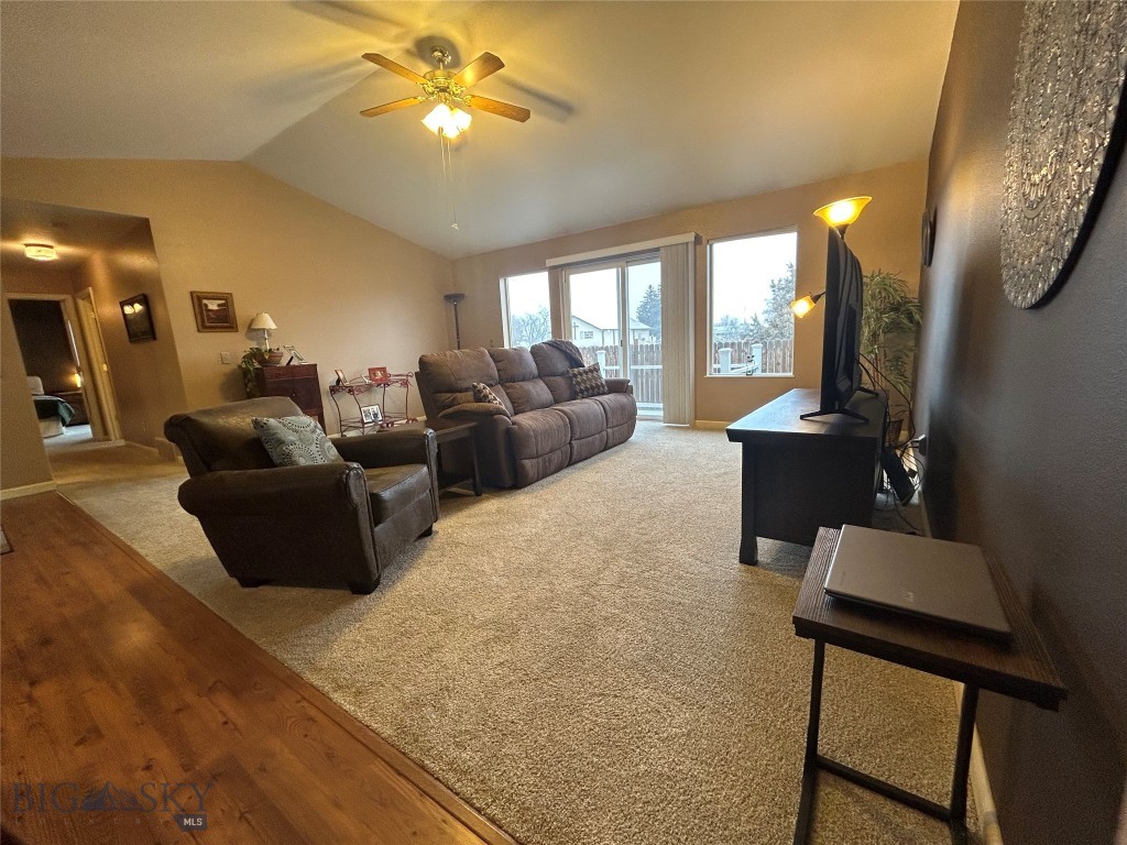 201 E Cascade Avenue, Belgrade MT 59714