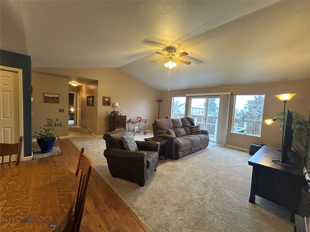 201 E Cascade Avenue, Belgrade MT 59714