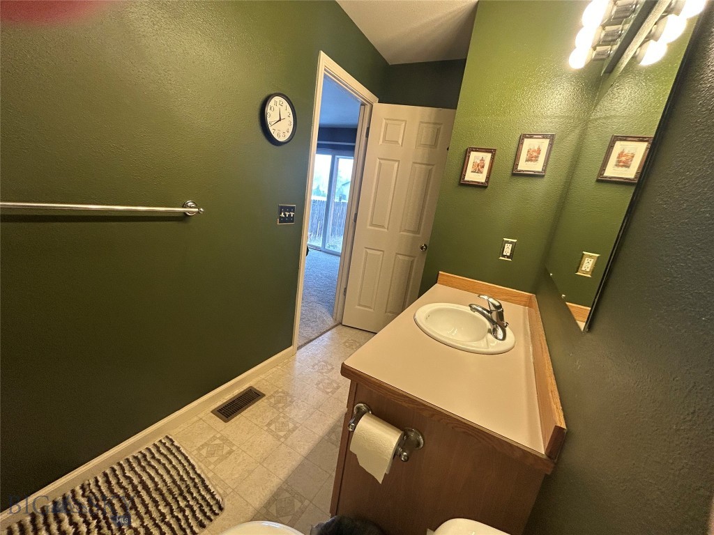 201 E Cascade Avenue, Belgrade MT 59714