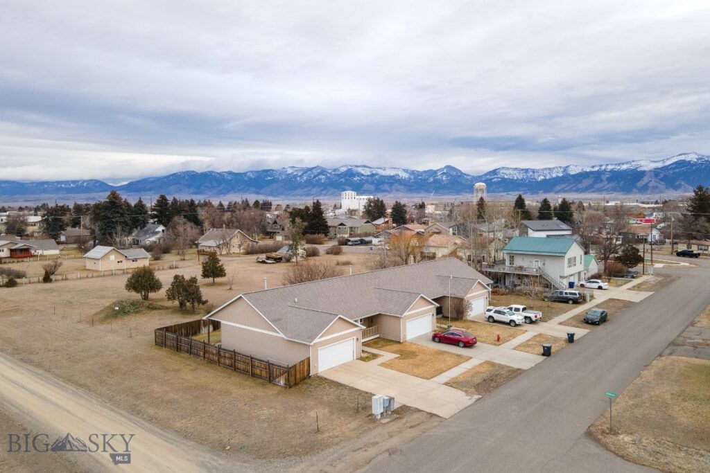 201 E Cascade Avenue, Belgrade MT 59714