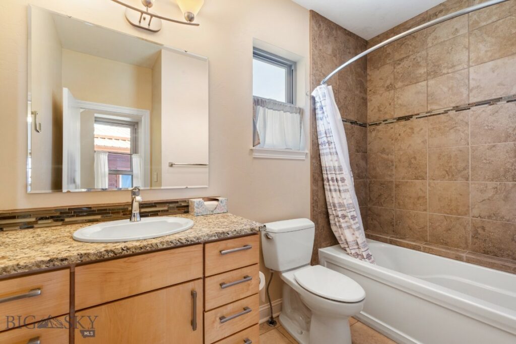 201 Little Creek Bend, Livingston MT 59047