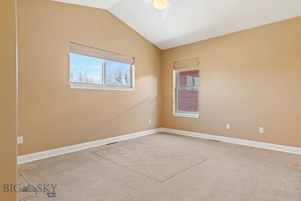 201 Little Creek Bend, Livingston MT 59047