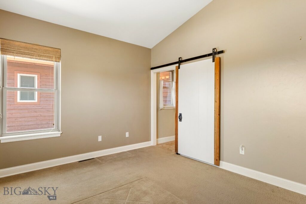 201 Little Creek Bend, Livingston MT 59047