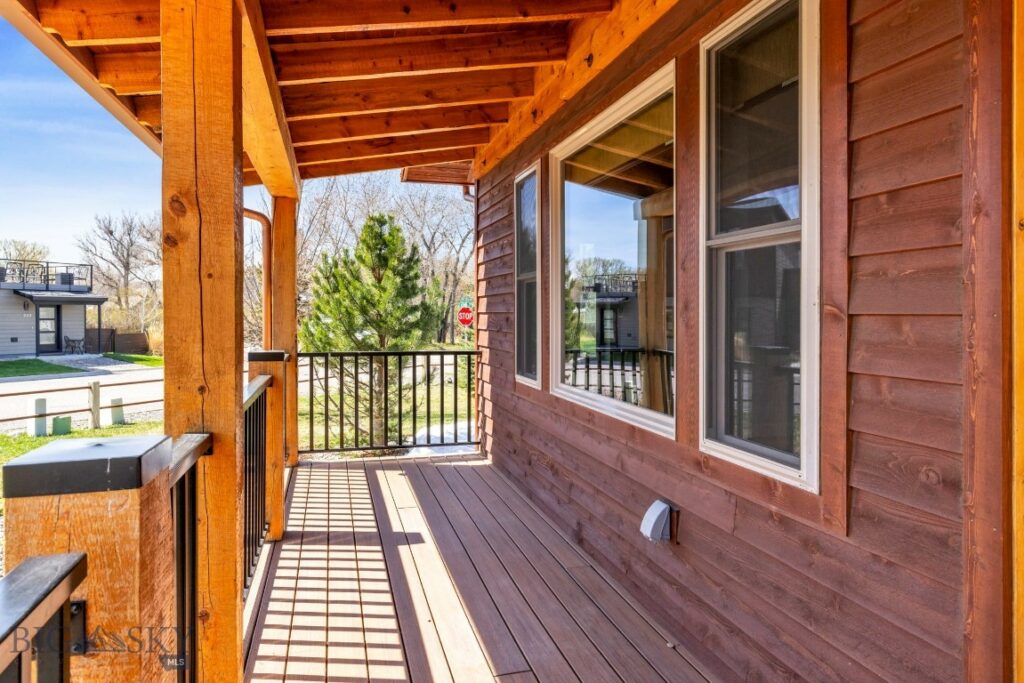 201 Little Creek Bend, Livingston MT 59047