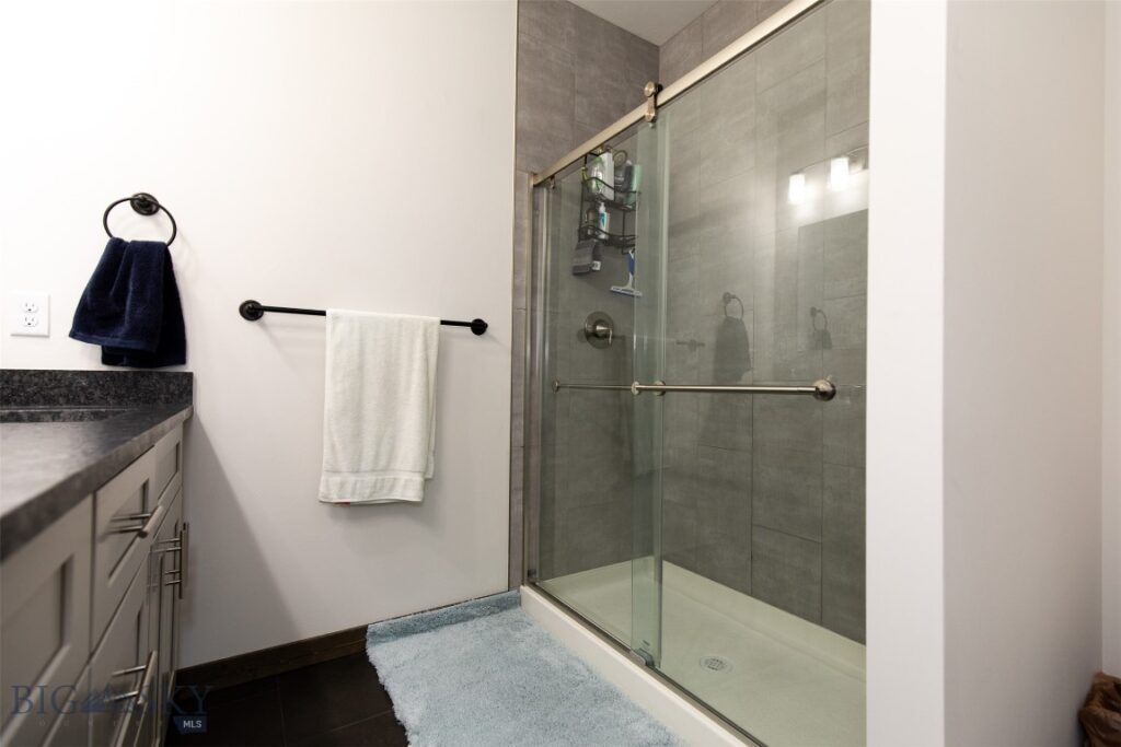 2016 Chipset, Bozeman MT 59718