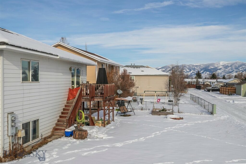 202 11th, Belgrade MT 59714