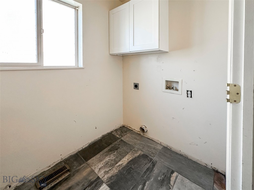 202 9th Street, Belgrade MT 59714