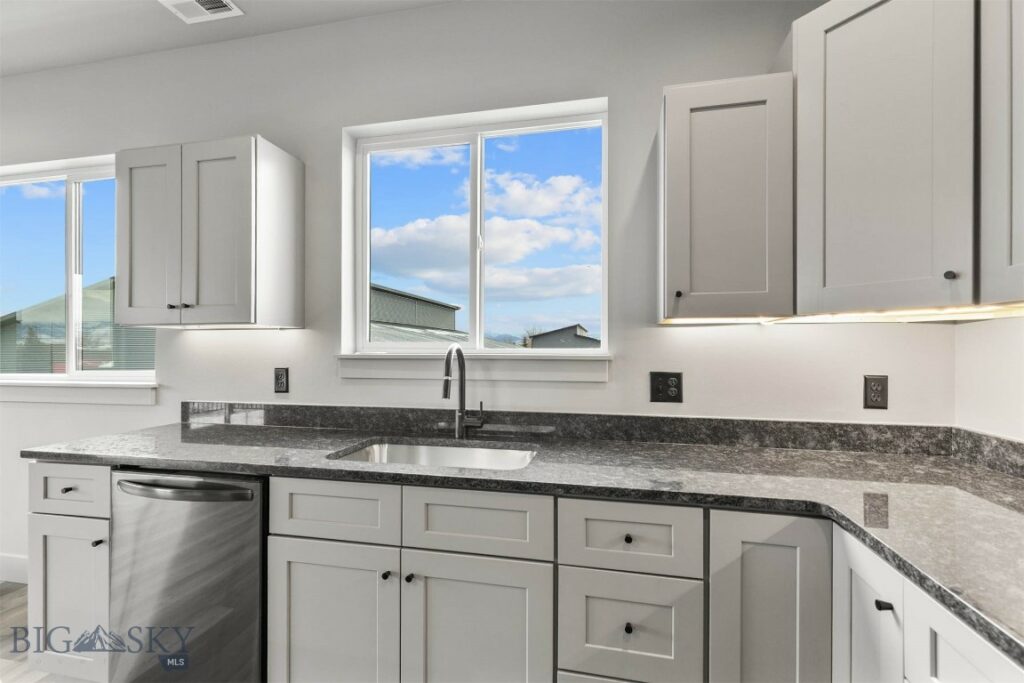 202 Fletching Unit B, Belgrade MT 59714