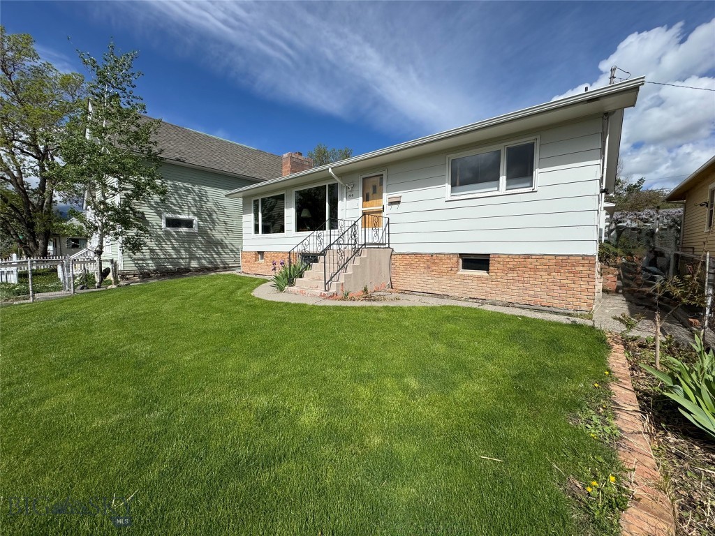 205 E Chinook St, Livingston MT 59047