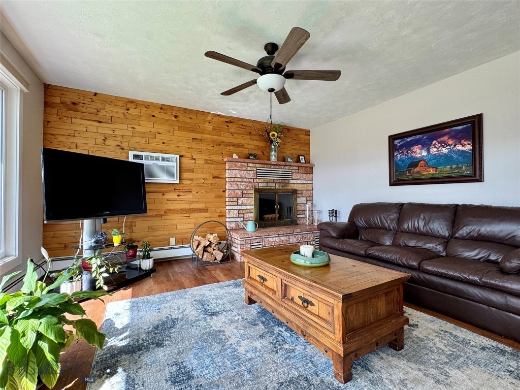 205 E Chinook St, Livingston MT 59047