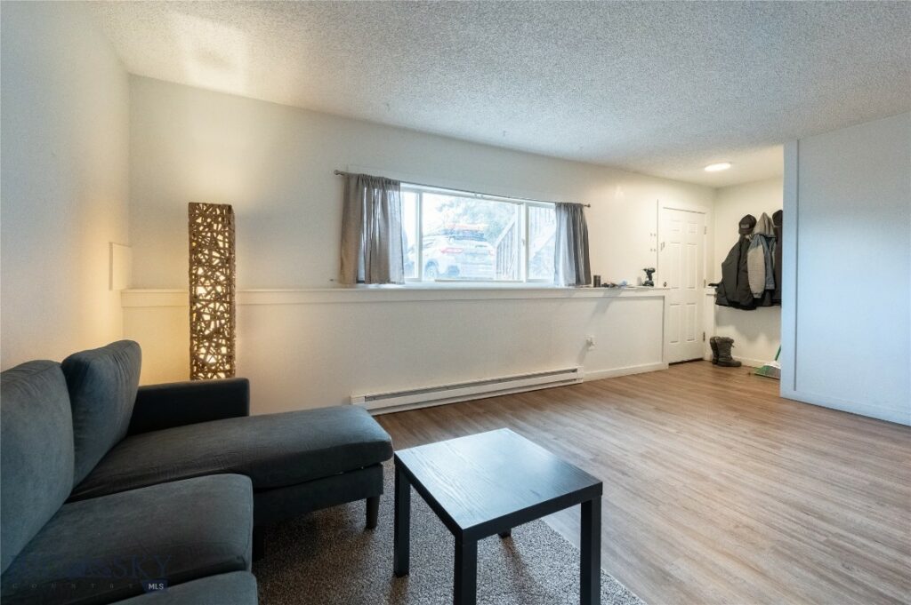 206 S Davis, Belgrade MT 59714