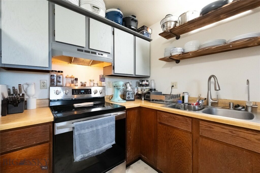 206 S Davis, Belgrade MT 59714