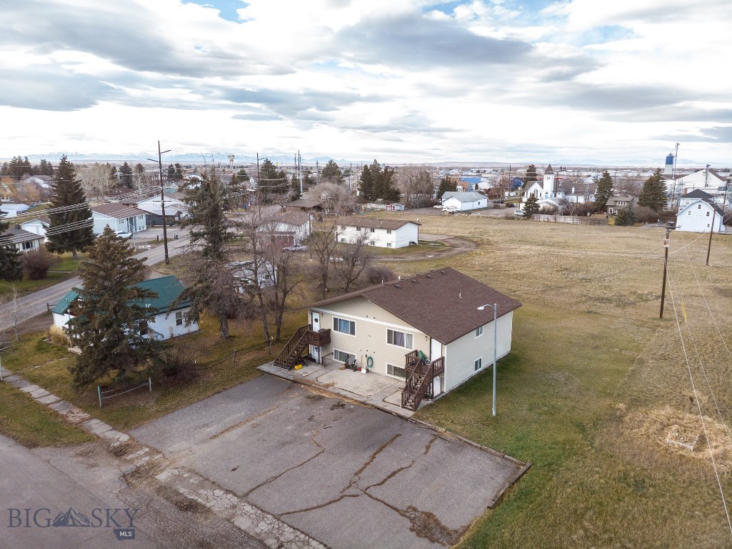 206 S Davis, Belgrade MT 59714