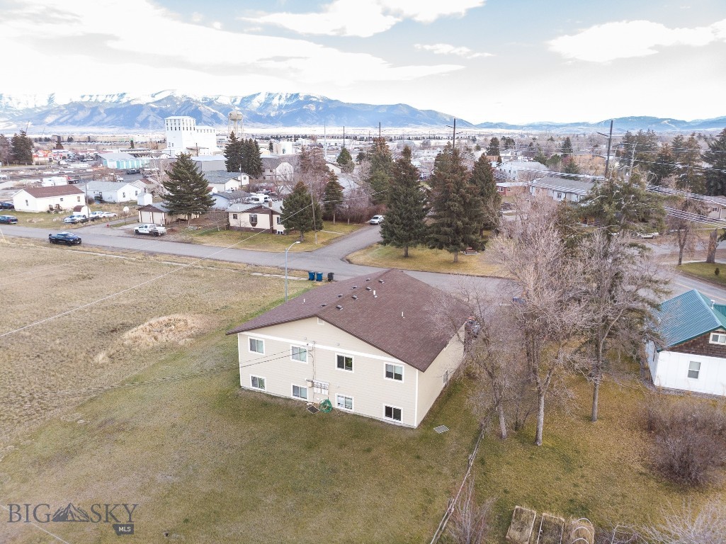 206 S Davis, Belgrade MT 59714