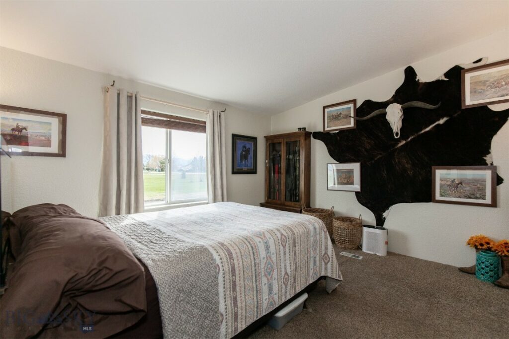 207 Moon Beam Lane, Belgrade MT 59714