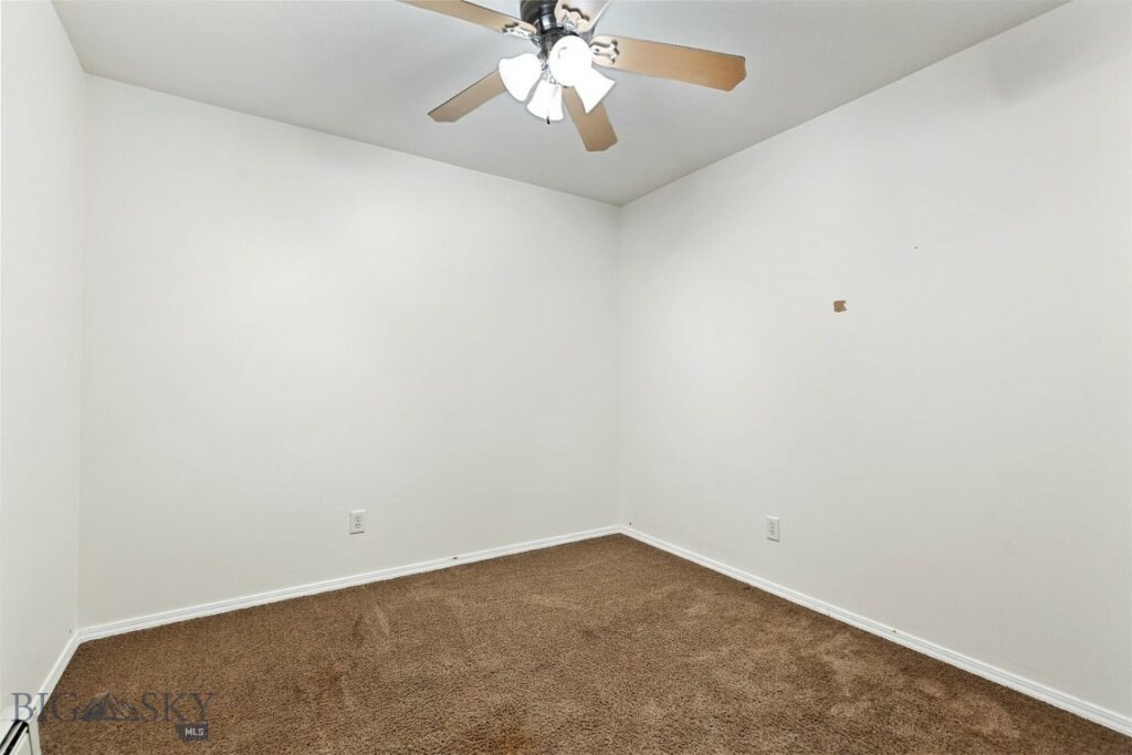 208 Show Place, Belgrade MT 59714