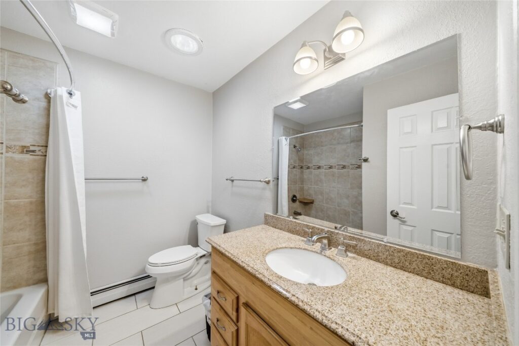 208 Elm Lane, Livingston MT 59047