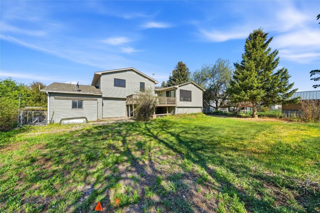 208 Elm Lane, Livingston MT 59047