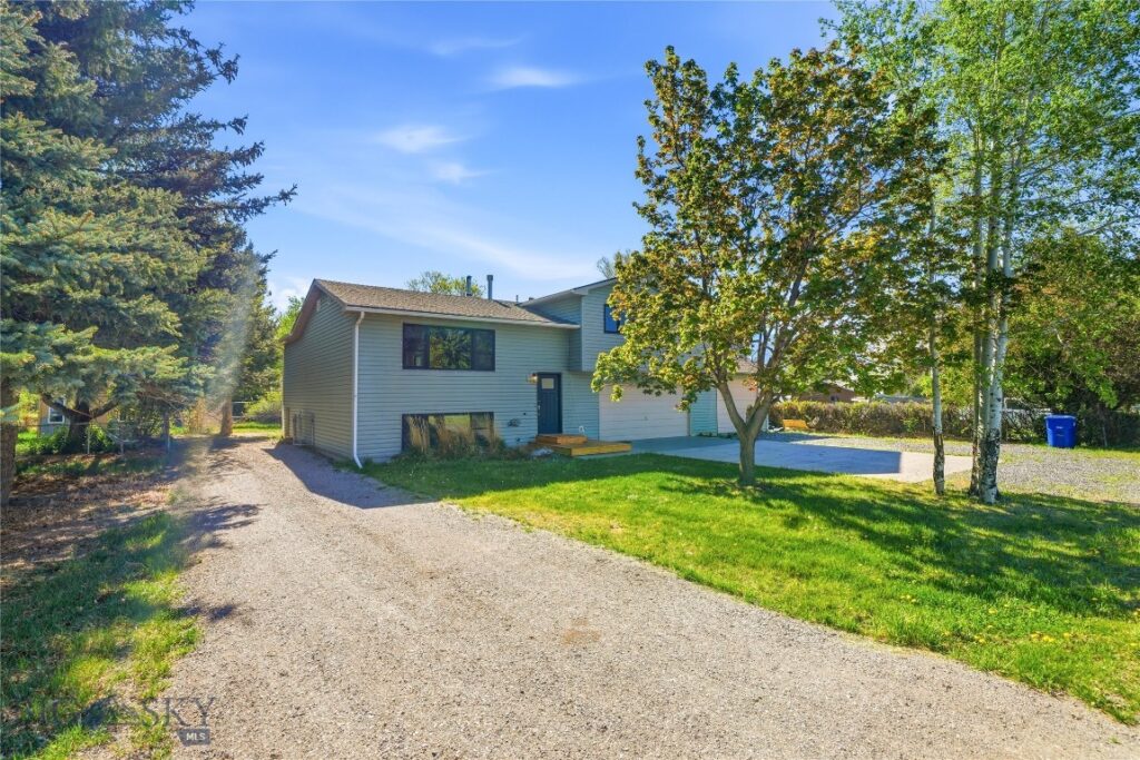 208 Elm Lane, Livingston MT 59047