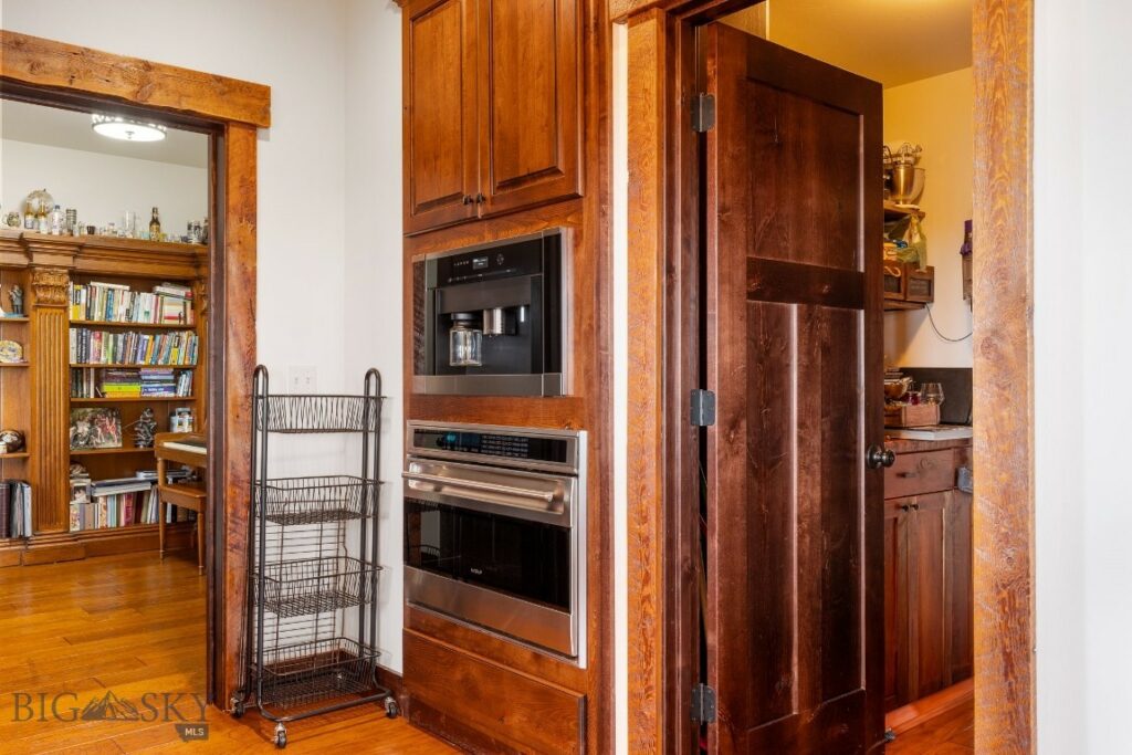 209 Black Bull Trail, Bozeman MT 59718