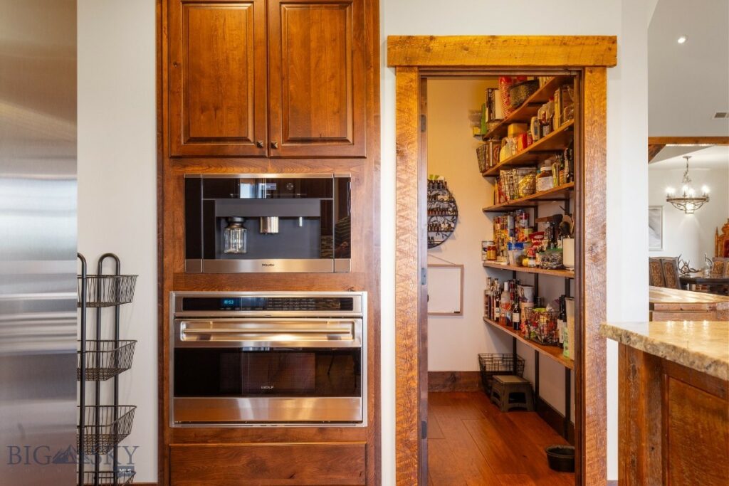 209 Black Bull Trail, Bozeman MT 59718