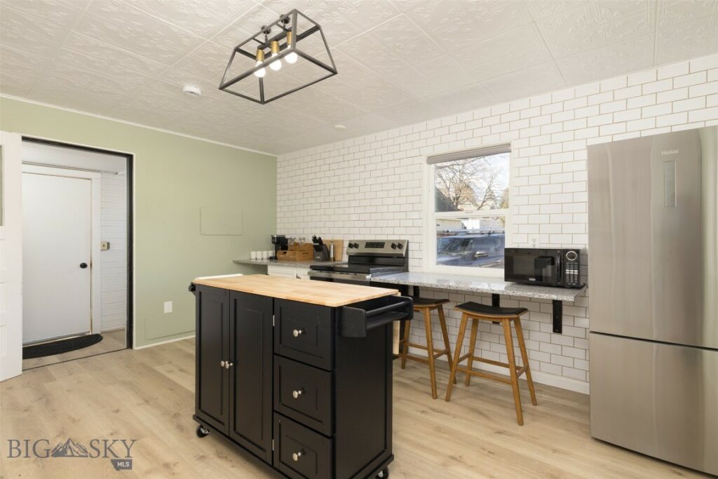 209 S Tracy, Bozeman MT 59715