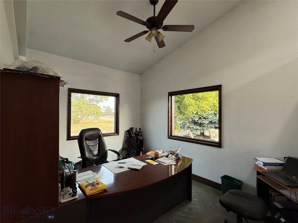 21 Bearcat Loop, Belgrade MT 59714