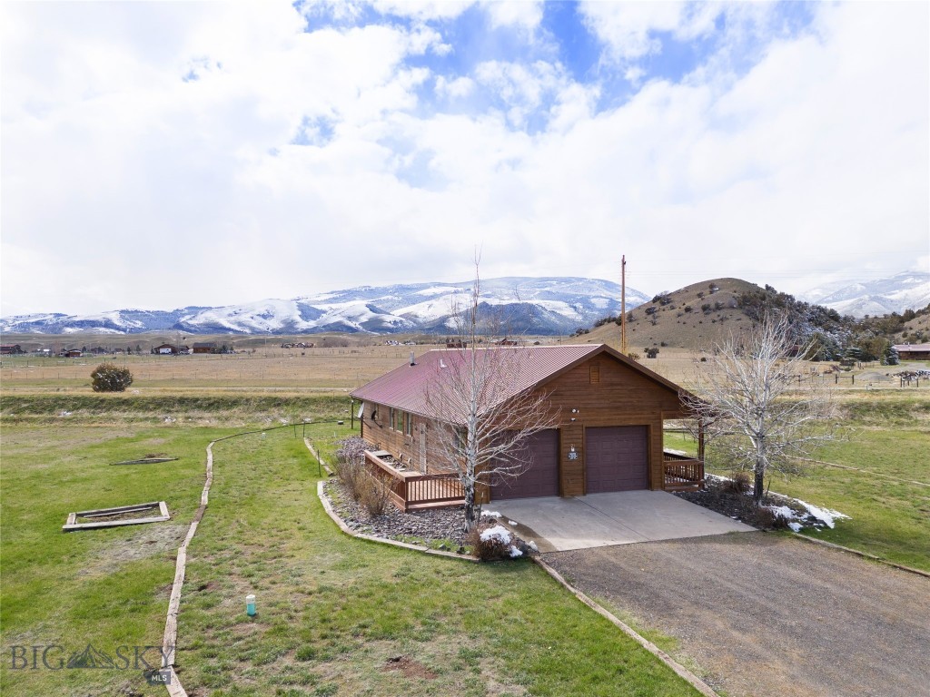 21 Moose Horn Lane, Livingston MT 59047