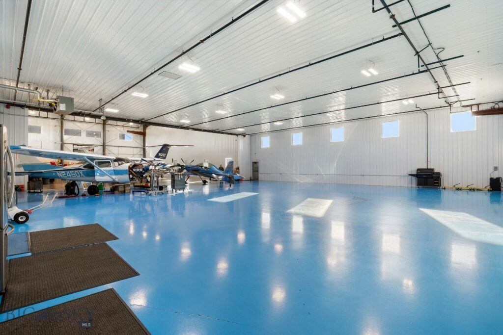210 Aviation Lane, Belgrade MT 59714