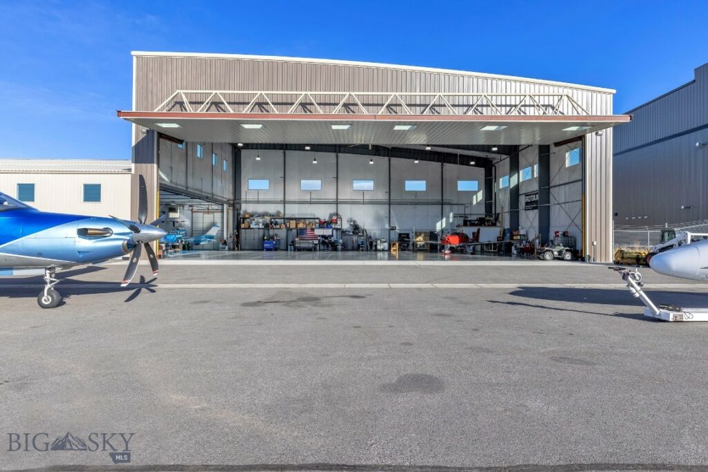210 Aviation Lane, Belgrade MT 59714