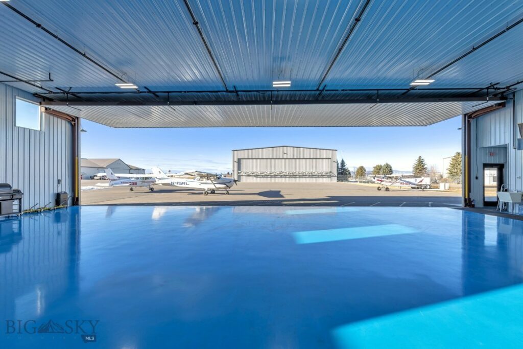 210 Aviation Lane, Belgrade MT 59714