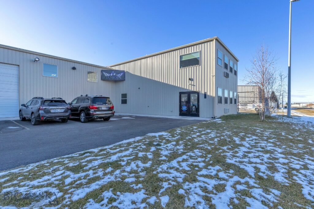 210 Aviation Lane, Belgrade MT 59714