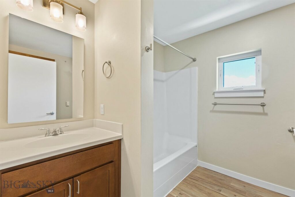 210 S Cottonwood Road, Bozeman MT 59718