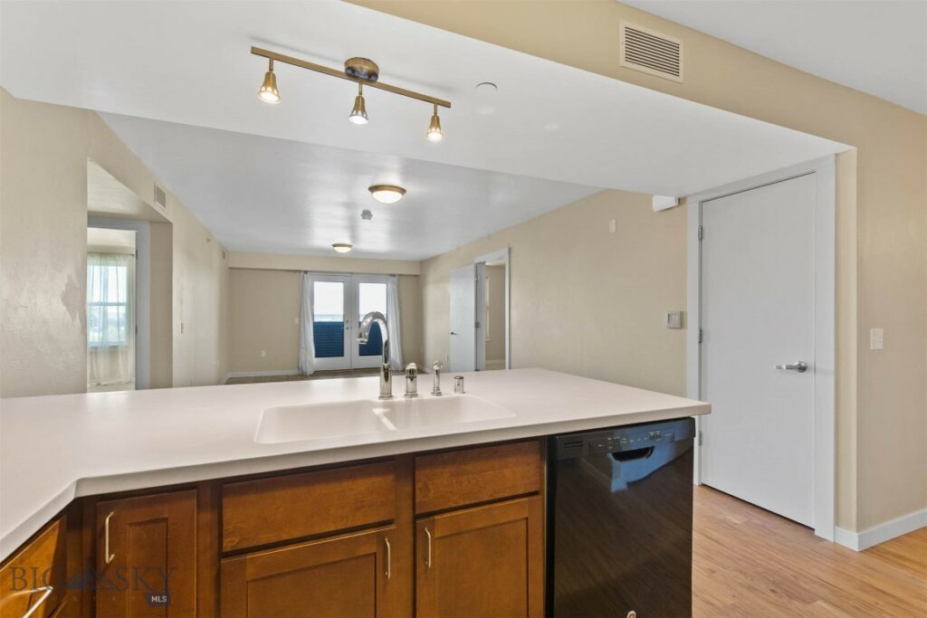 210 S Cottonwood Road, Bozeman MT 59718