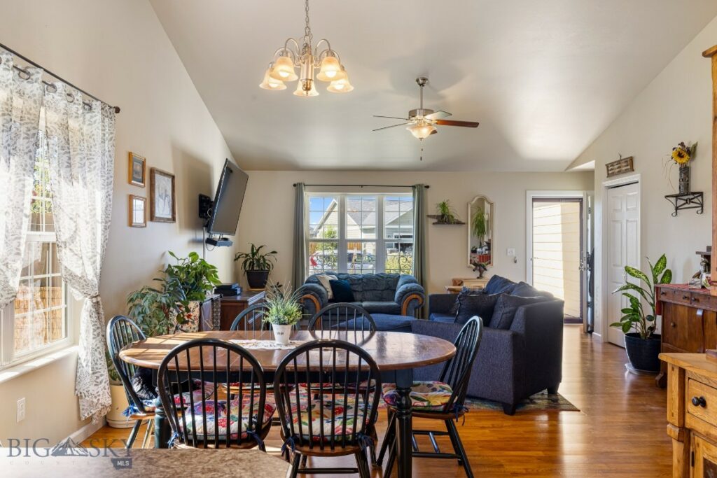 2103 Sturnella, Belgrade MT 59714